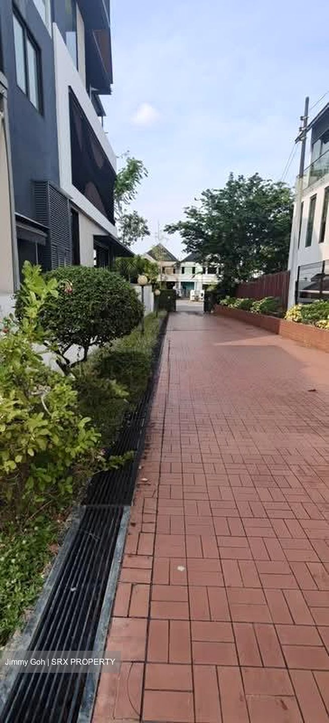 Bedok Road (D16), Detached #573881461